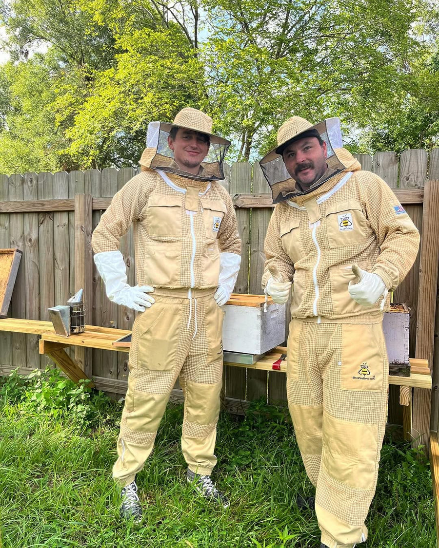 3-Layer Ventilated Beekeeping Suit Dual Veil with Gloves Bag